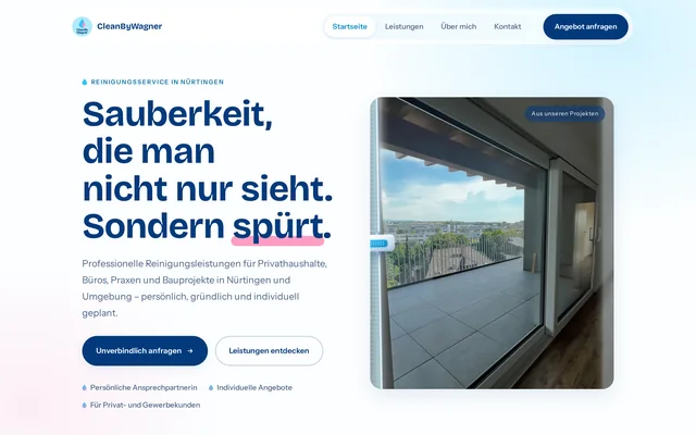 Website von CleanByWagner auf dem Laptop